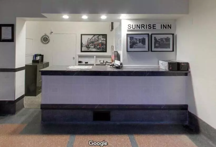 مُتل 6267 Persepolis Inn