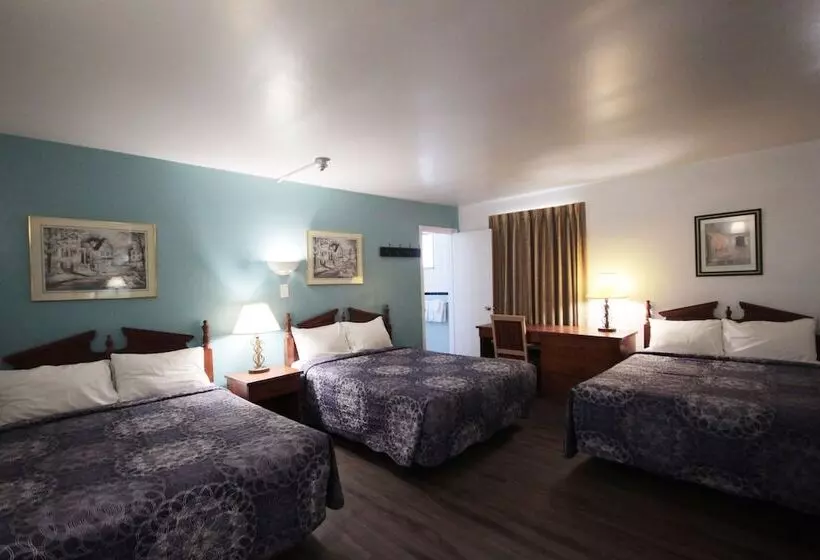 مُتل 6267 Persepolis Inn