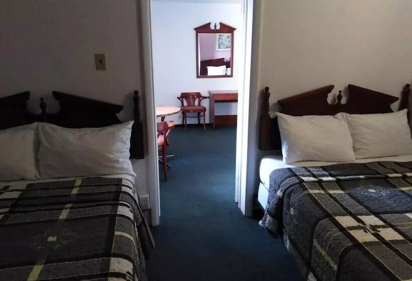 مُتل 6267 Persepolis Inn