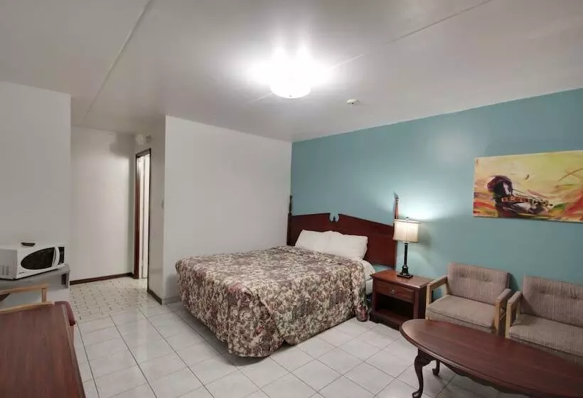 مُتل 6267 Persepolis Inn