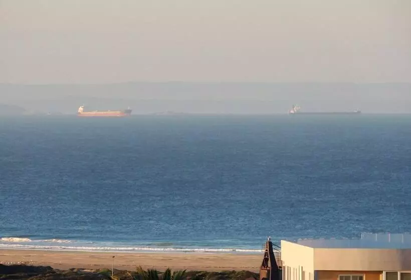 پانسیون La Mer Guesthouse