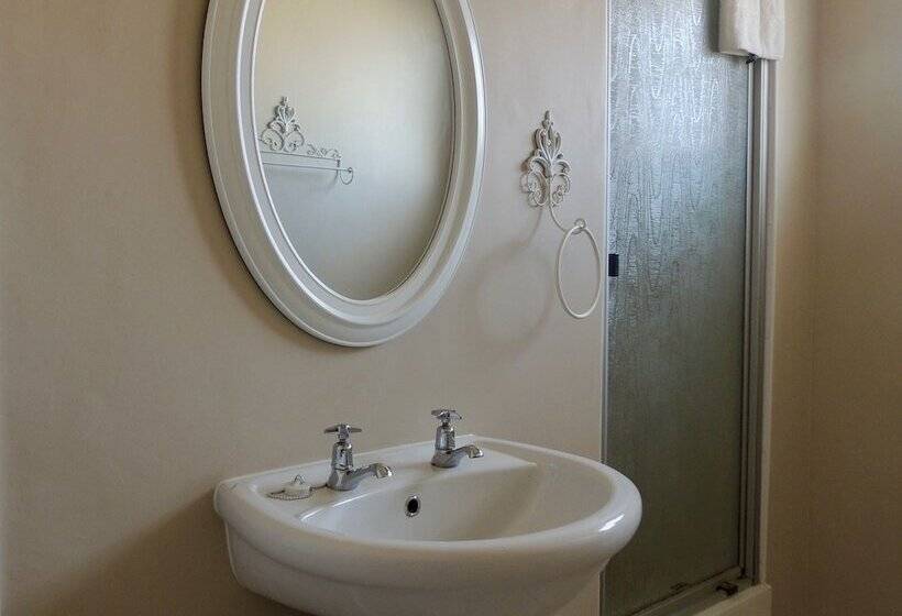 پانسیون La Mer Guesthouse