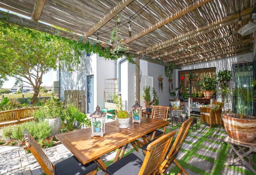 פנסיון Le Mahi Guest House