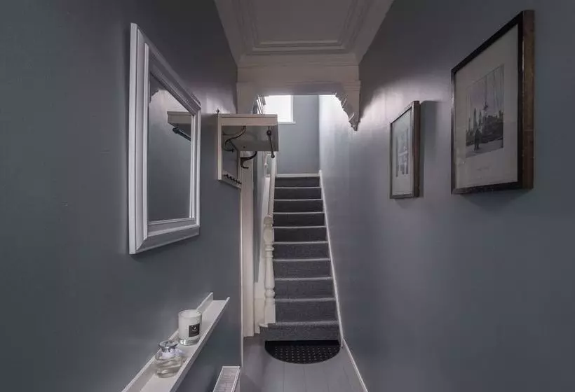 Titanic The Lady, 3 Bed Townhouse