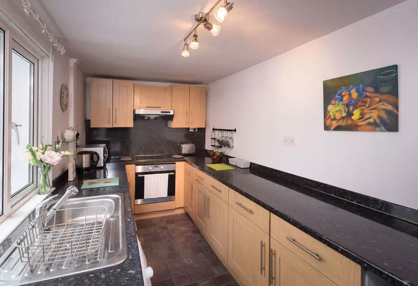 Titanic The Lady, 3 Bed Townhouse