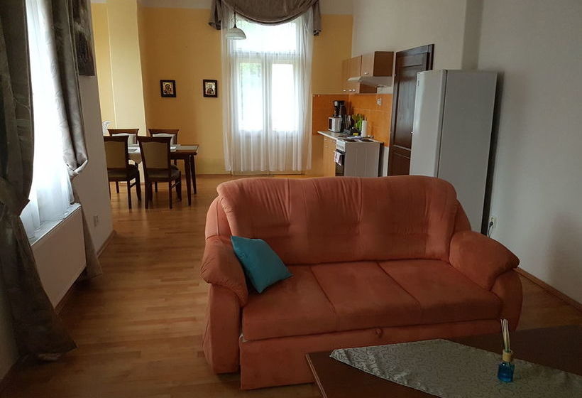 Villa Sofia Apartments