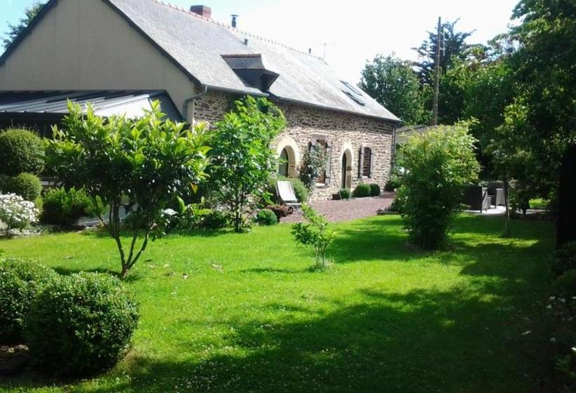 Bed and Breakfast Patis De Cahot Au 108