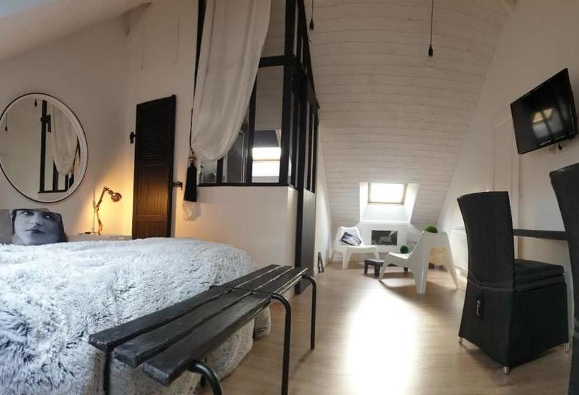 Bed and Breakfast Patis De Cahot Au 108