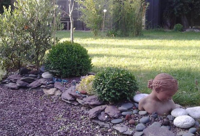 Bed and Breakfast Patis De Cahot Au 108