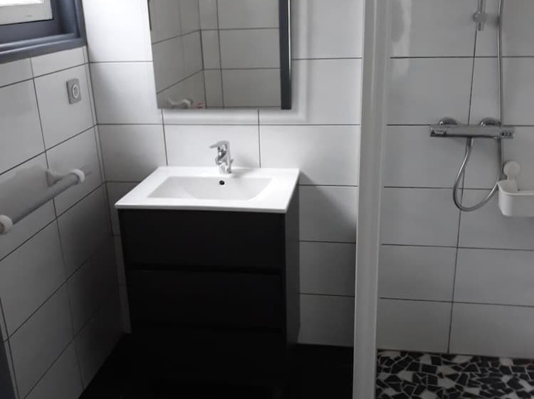 تختخواب و صبحانه Gite Izaxulo