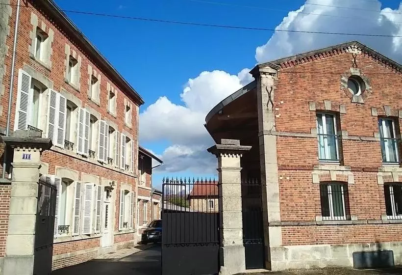 Aamiaismajoitus (B&B) L'atelier De Dégustation