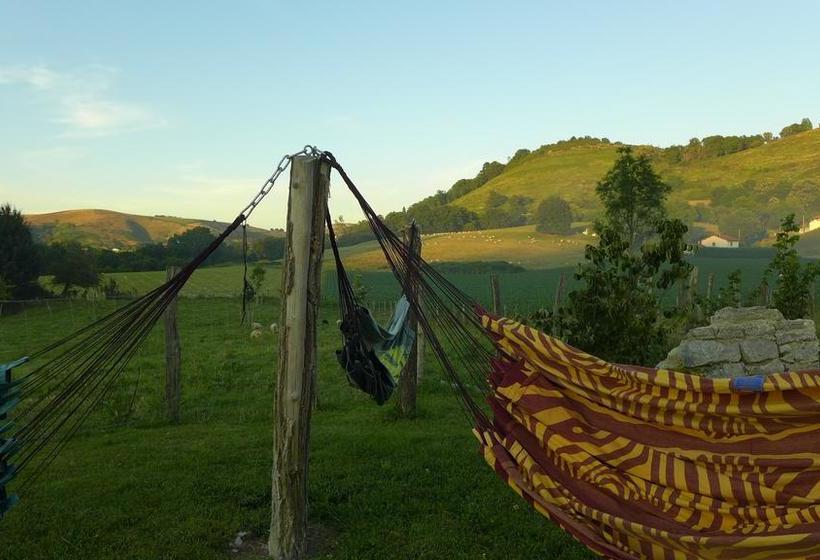 住宿加早餐 Les Fous Du Village