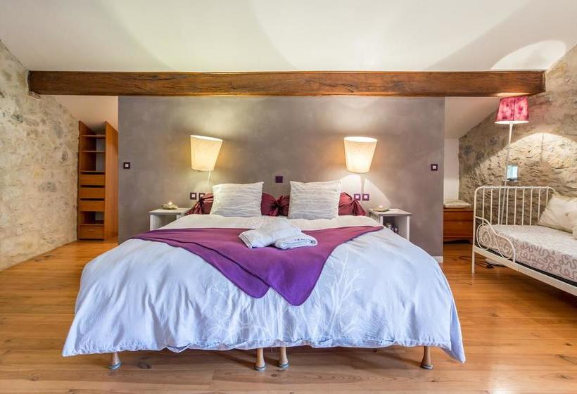 住宿加早餐 Les Fous Du Village