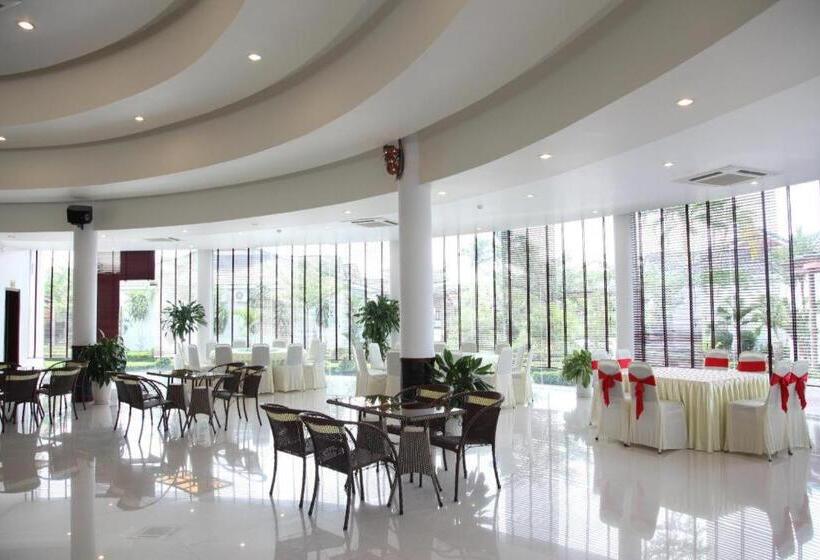 Forever Green Resort