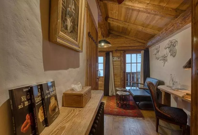 هتل Le Vieux Chalet