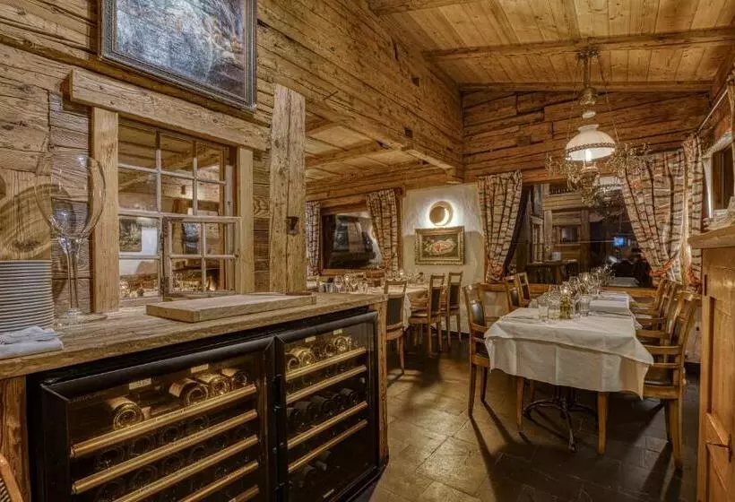 هتل Le Vieux Chalet