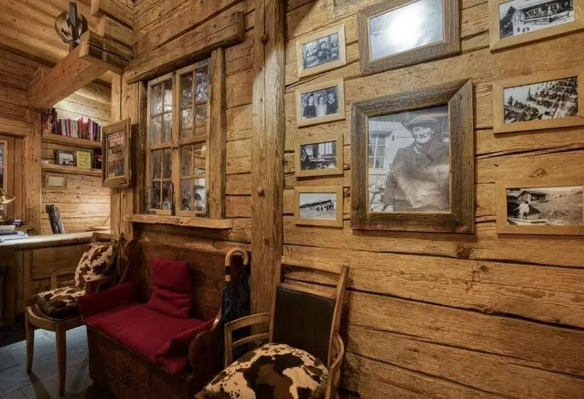 هتل Le Vieux Chalet