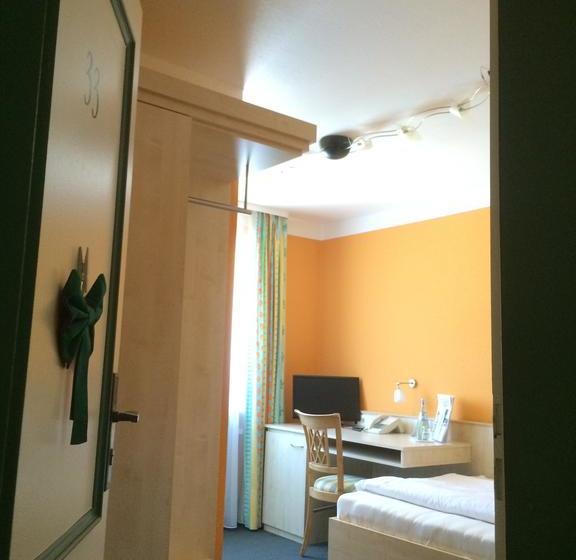 호텔 Kellhof   Bed & Breakfast