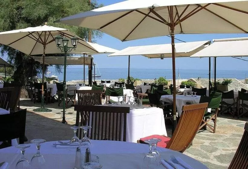 ホテル Le Vieux Moulin