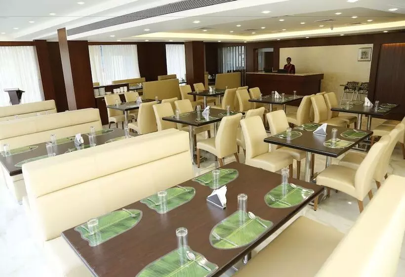 ホテル The Ocean Pearl Udupi