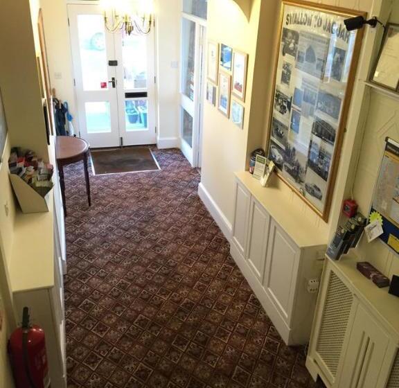 Pensione The Berwick Over 40 S Only