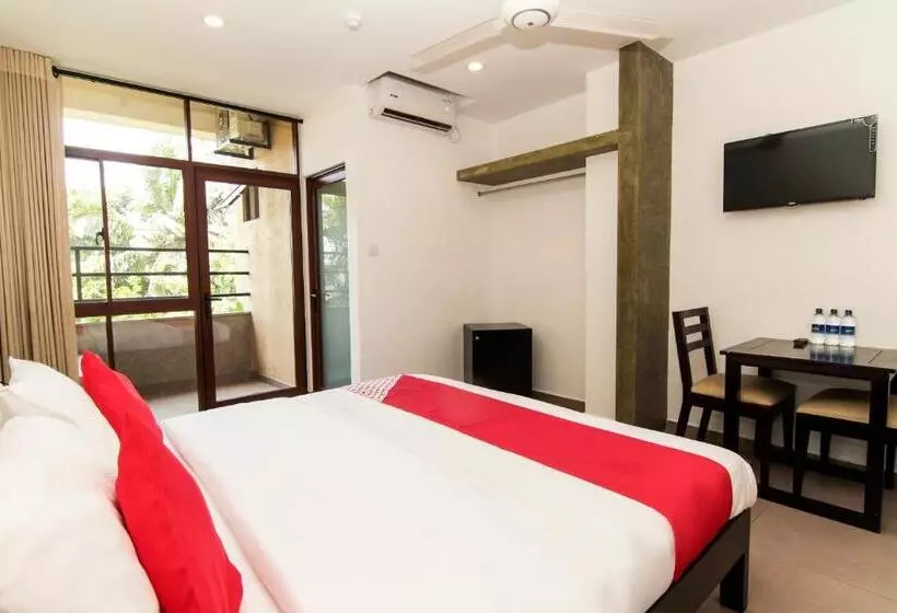 Saninro Hotel   Ragama