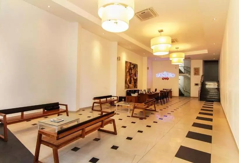 Saninro Hotel   Ragama