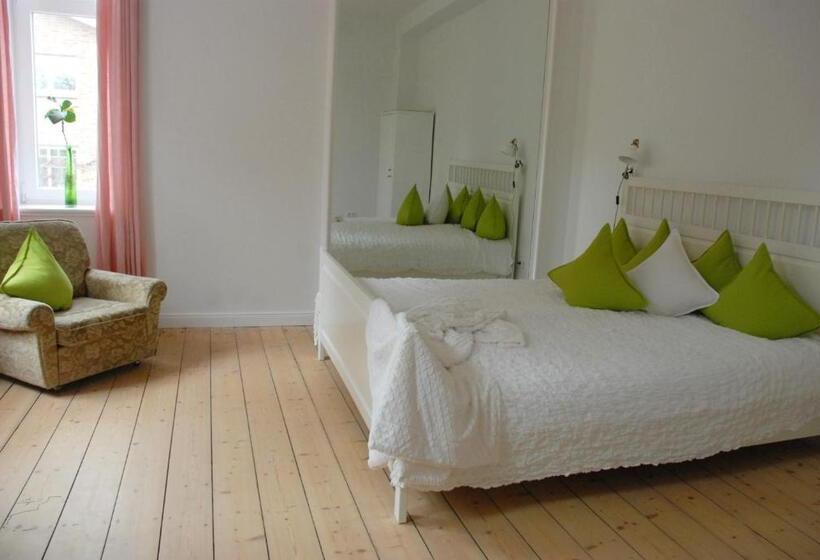 Sweet Clementine B & B