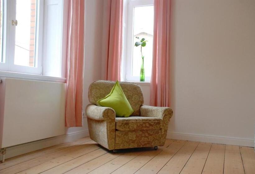 Sweet Clementine B & B