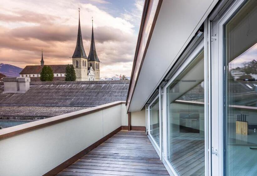 Top City Center Lion Monument