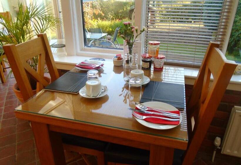 Trumbles Gatwick B&b