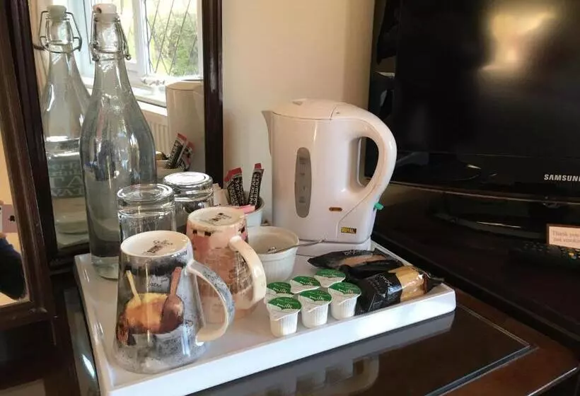Trumbles Gatwick B&b