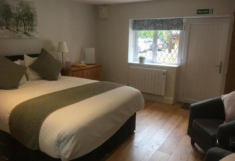 Trumbles Gatwick B&b