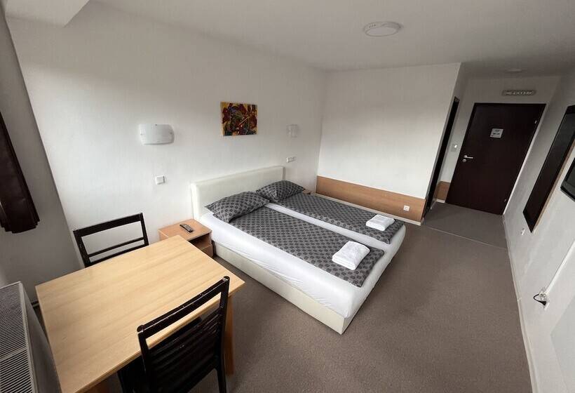 هاستل Guest House Like