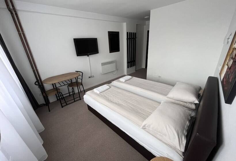 هاستل Guest House Like