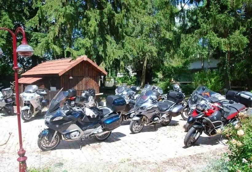 Aamiaismajoitus (B&B) Auberge De Portout