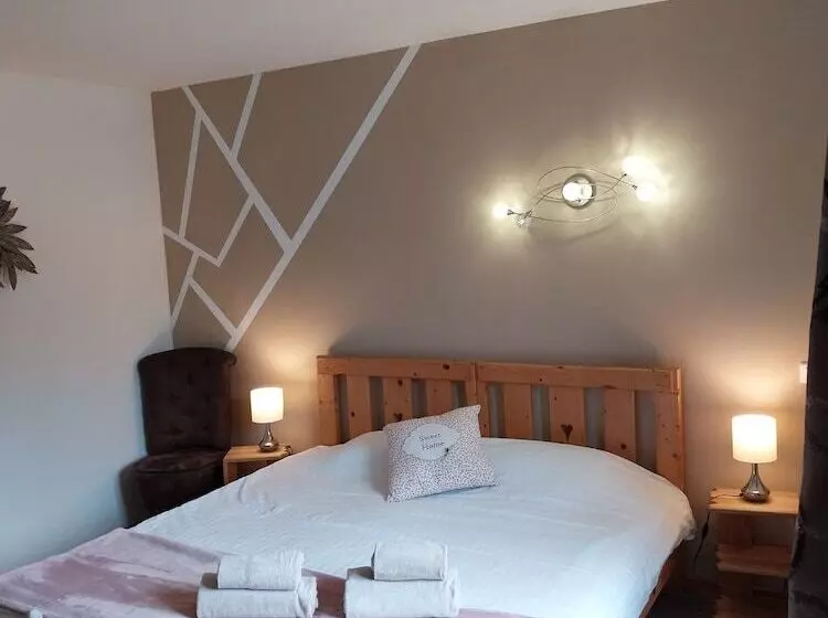 Aamiaismajoitus (B&B) Auberge De Portout
