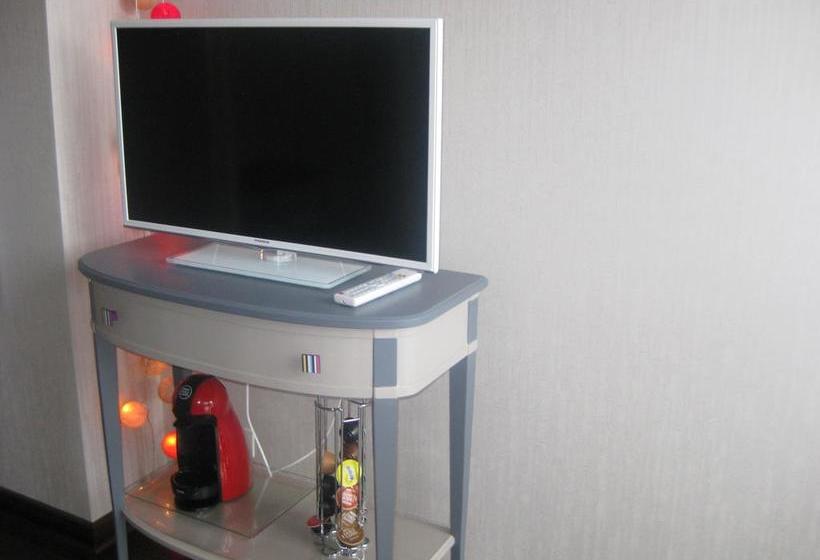 Aamiaismajoitus (B&B) Aux Portes De Rennes Ch. D'hôtes