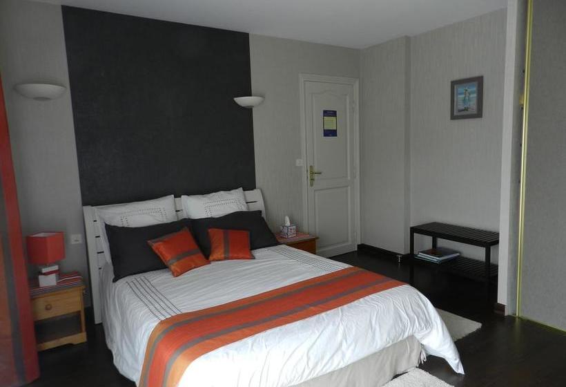 Aamiaismajoitus (B&B) Aux Portes De Rennes Ch. D'hôtes