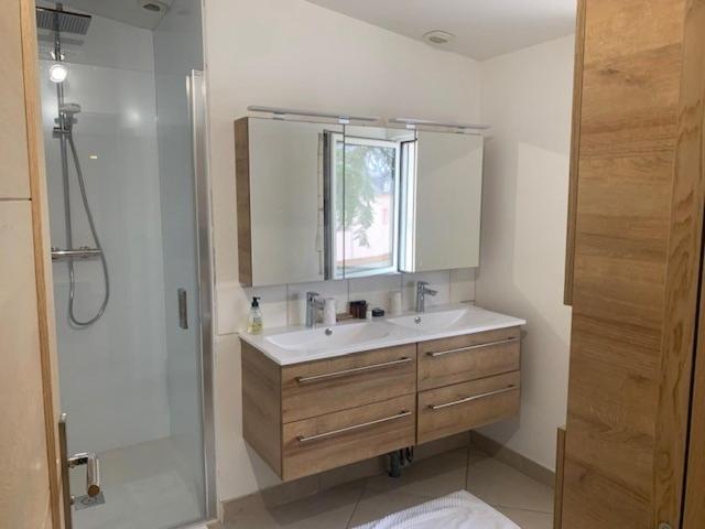 تختخواب و صبحانه Champagne André Bergère