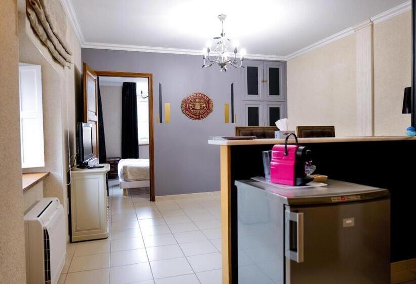 تختخواب و صبحانه Champagne André Bergère