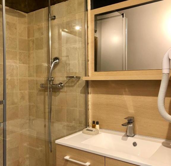 تختخواب و صبحانه Champagne André Bergère