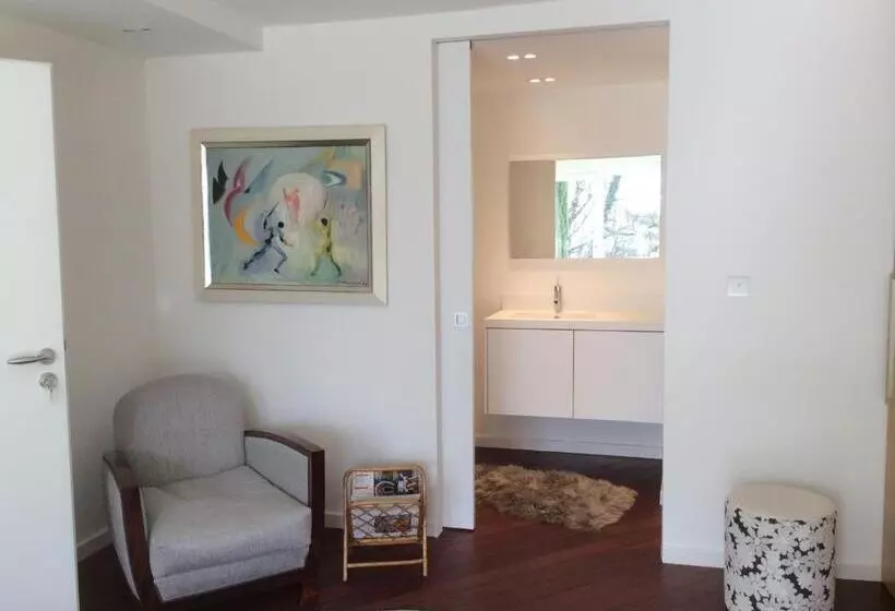 ベッドアンドブレックファースト La Villa Haute Corniche