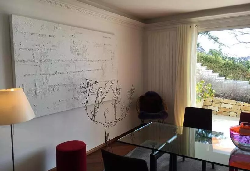 ベッドアンドブレックファースト La Villa Haute Corniche