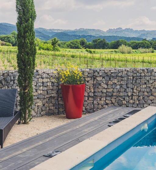 ベッドアンドブレックファースト Maison Sadina