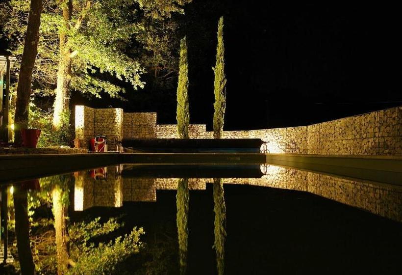 ベッドアンドブレックファースト Maison Sadina