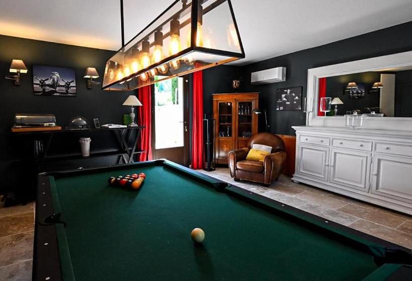 ベッドアンドブレックファースト Maison Sadina