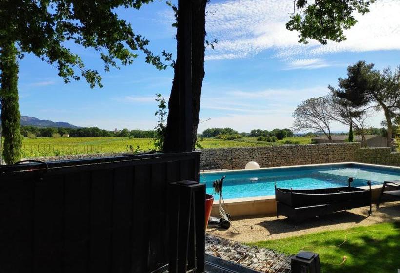 ベッドアンドブレックファースト Maison Sadina