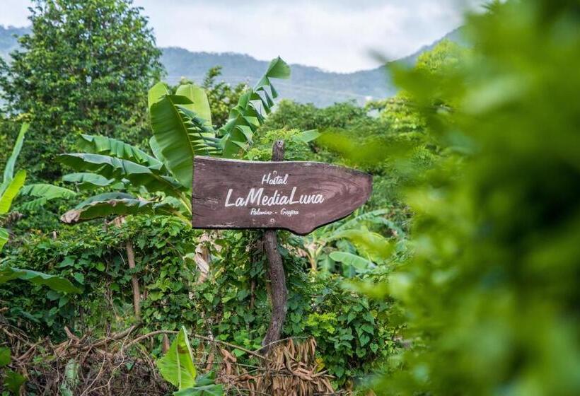 Hostal La Media Luna Palomino