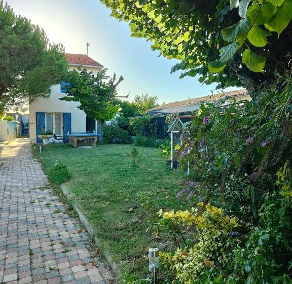 בית מלון כפרי Auberge Le Chata